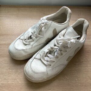 Veja V-12 Extra White Sable Leather Low Top Lace-Up Sneakers Shoes Women's 9